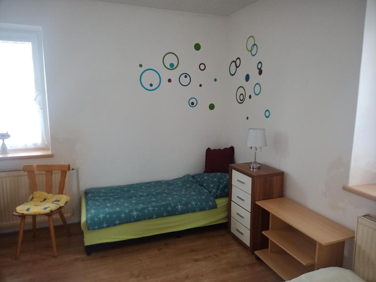 Апартаменты Na Cervene Louce Apartman Хеб Экстерьер фото